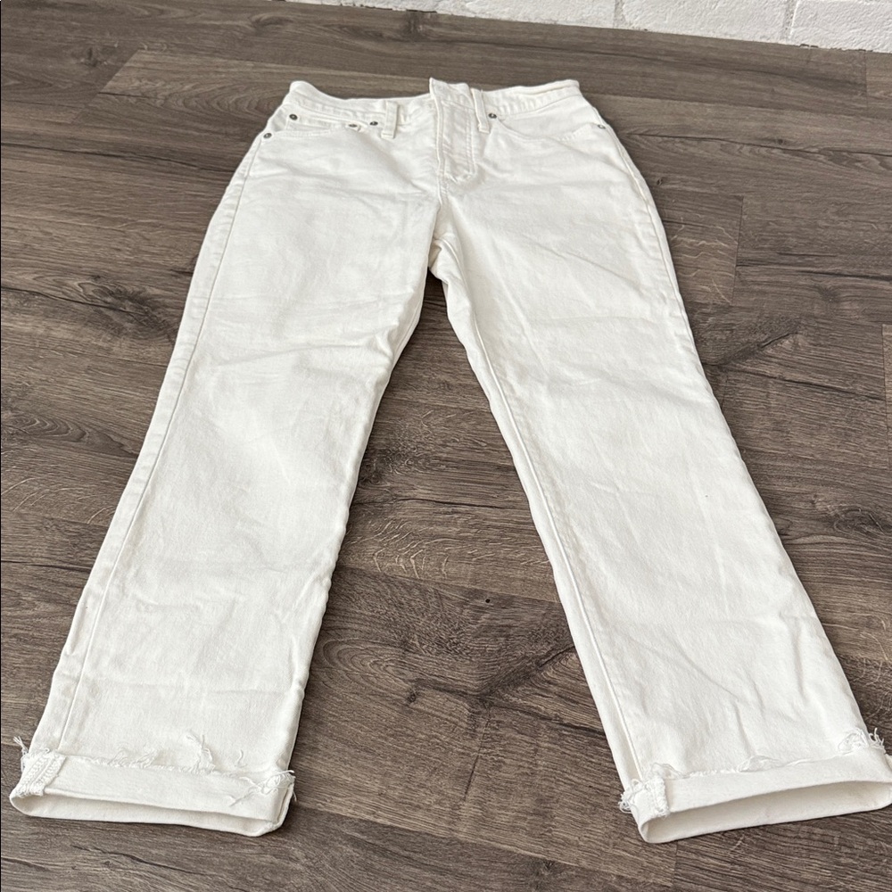 Madewell Cream Denim Pants size 26 
The perfect vintage Jean